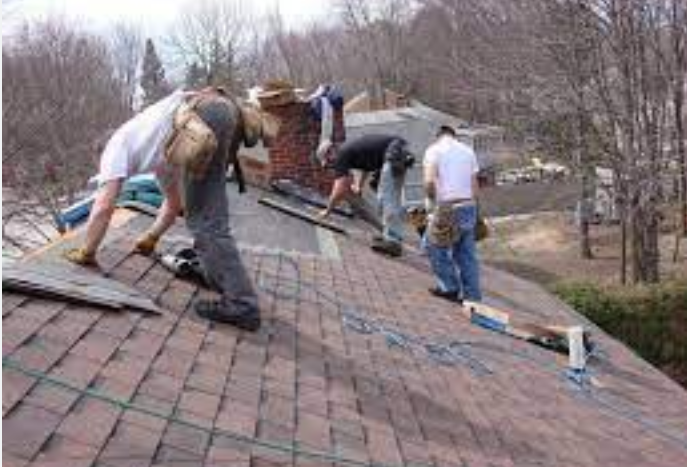 Cincinnati Roofing Maintenance Tips: Simple Steps to Keep Your Roof in Top Condition post thumbnail image
